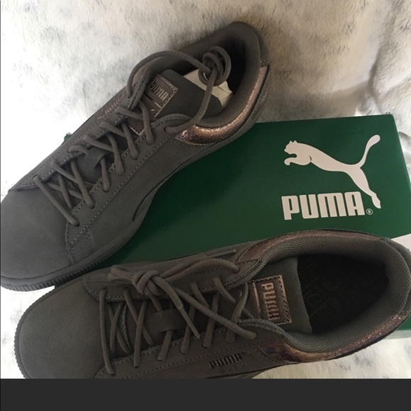 PUMA Lunar Lux Suede Sneakers - Picture 5 of 8
